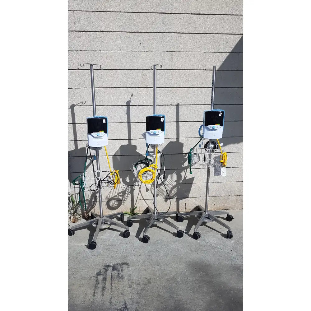 Lot of 3 Vapotherm Precision Flow Plus Hi-VNI Respiratory Units With Rolling Stands - Respiratory Unit