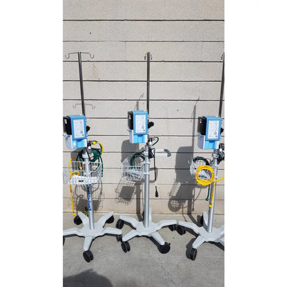 Lot of 3 Vapotherm Respiratory Therapy Units With Stands Ref Precision Flow Plus - Respiratory Therapy Unit