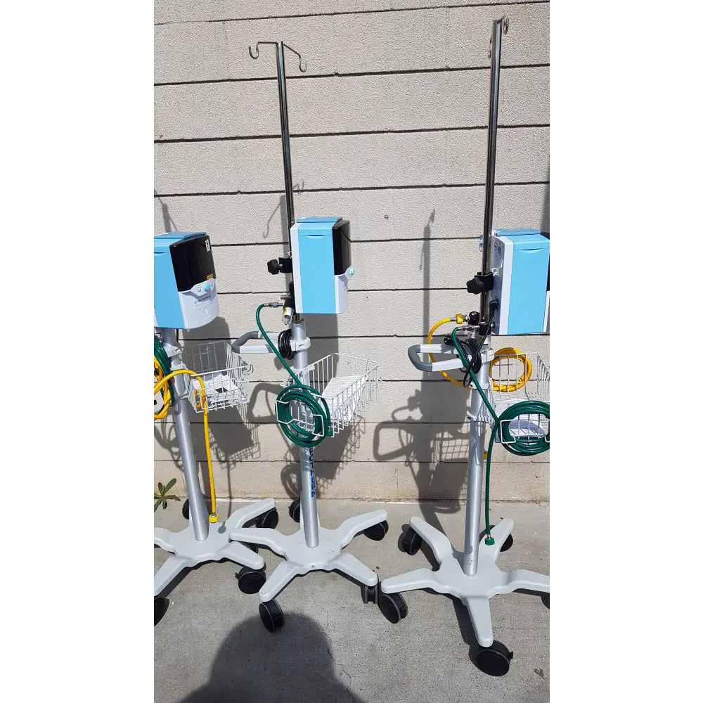 Lot of 3 Vapotherm Respiratory Therapy Units With Stands Ref Precision Flow Plus - Respiratory Therapy Unit
