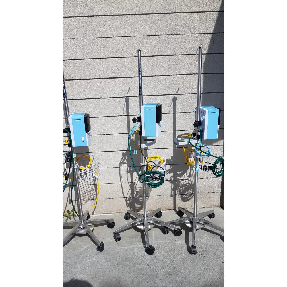 Lot of 3 Vapotherm Respiratory Therapy Units With Stands Ref Precision Flow Plus - Respiratory Therapy Unit