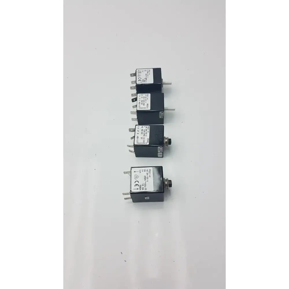 AIRPAX Lot of 4 Airpax PR21-4-0349 250V Fuse Fuse, second-hand product photo 2
