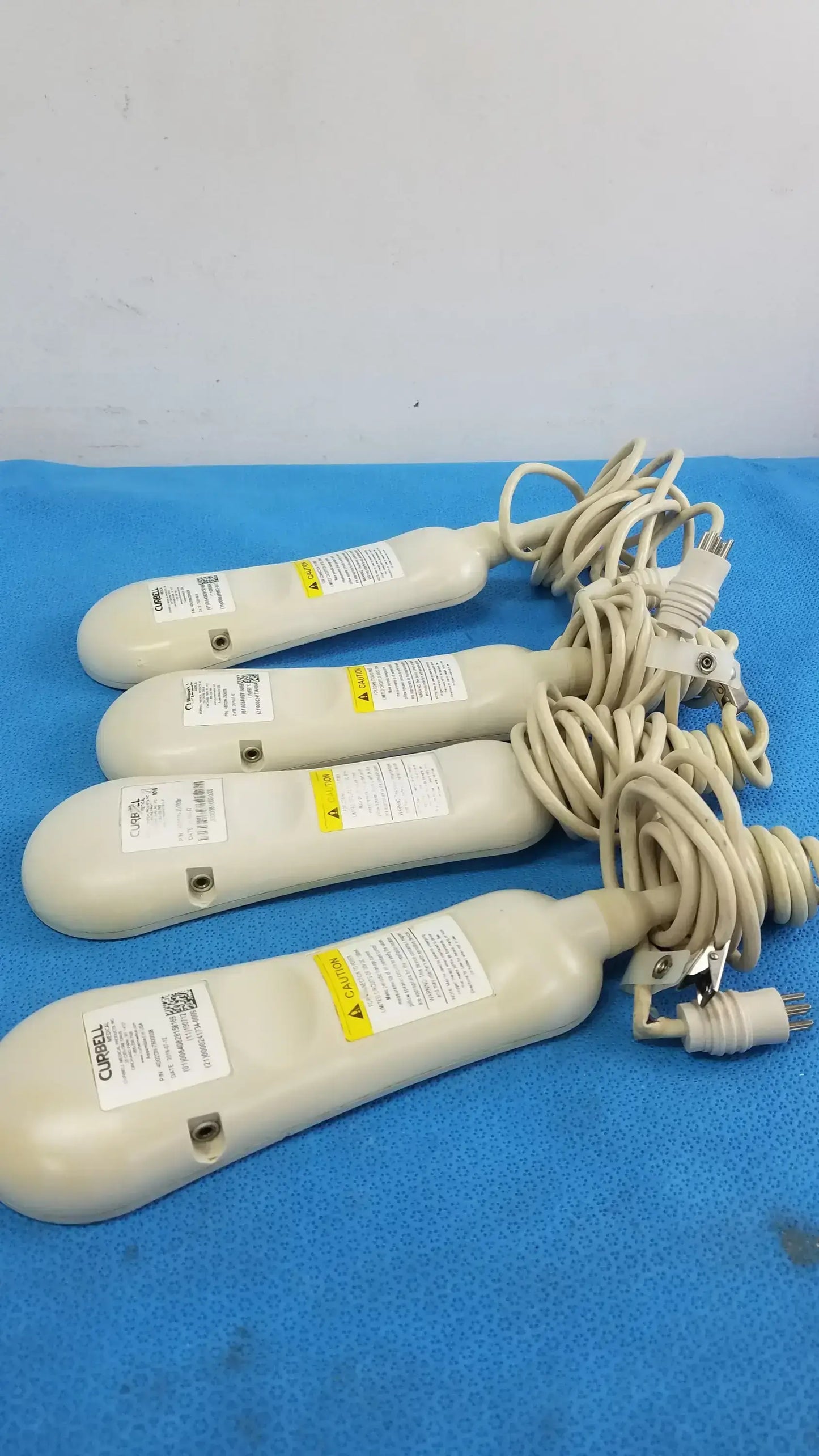 Curbell Lot of - 4 Curbell Gen4 Pillow Speaker TV Controller P/N 4D020N-Z500038 Pillow Speaker TV Controller, as-is (for parts) product photo 11