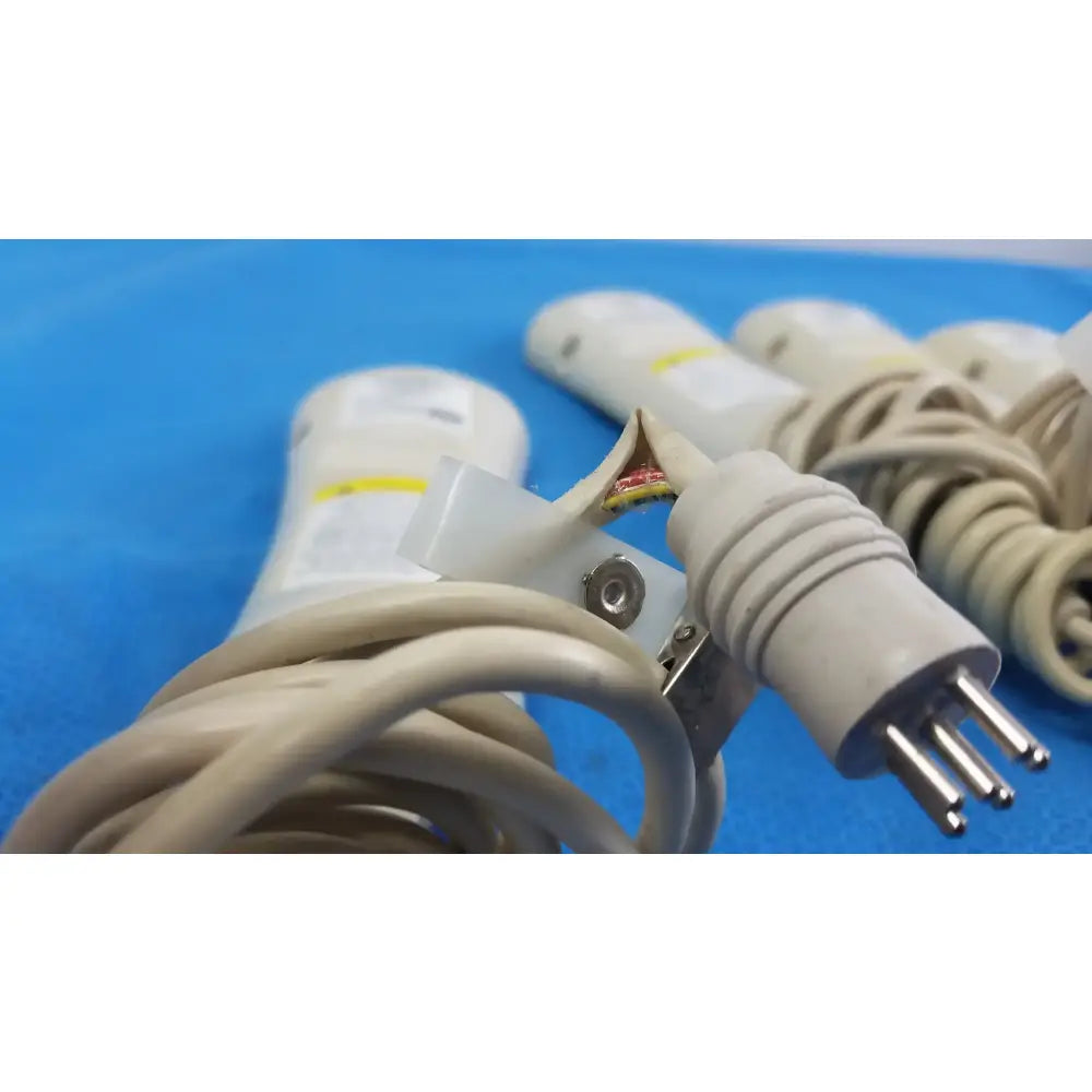 Curbell Lot of - 4 Curbell Gen4 Pillow Speaker TV Controller P/N 4D020N-Z500038 Pillow Speaker TV Controller, as-is (for parts) product photo 14