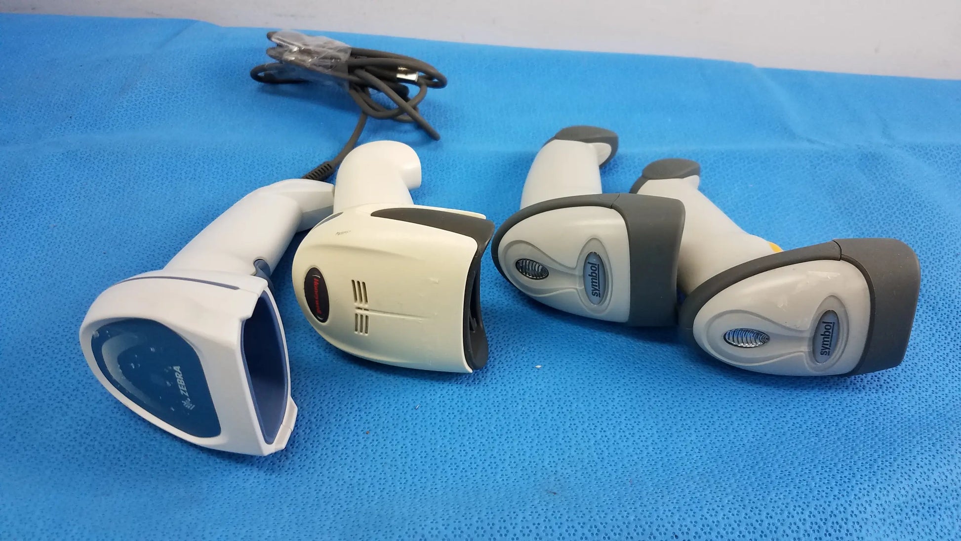 N/A Lot of 4 Laser Barcode Scanner Reader Laser Barcode Scanner Reader, second-hand product photo 4