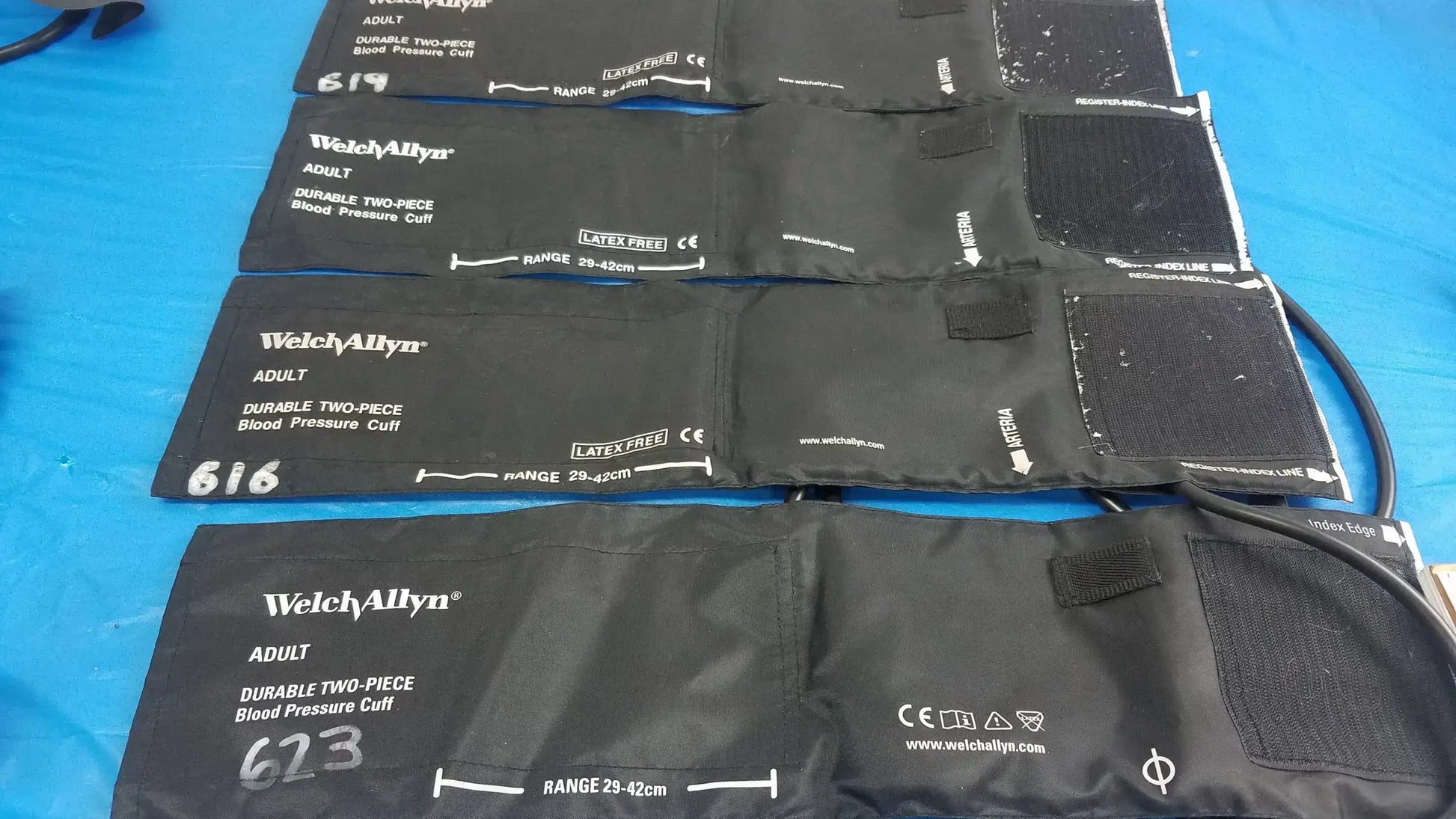 Welch Allyn Lot of - 4 Welch Allyn Two Piece Adult Blood Pressure Cuffs Two-Piece Adult Blood Pressure Cuff, second-hand product photo 1