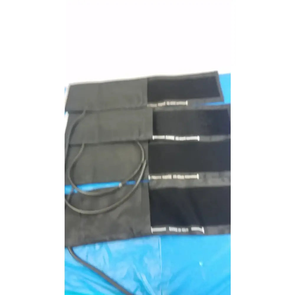 Welch Allyn Lot of - 4 Welch Allyn Two Piece Adult Blood Pressure Cuffs Two-Piece Adult Blood Pressure Cuff, second-hand product photo 2