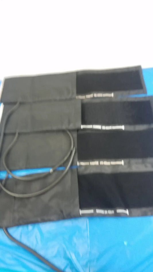 Welch Allyn Lot of - 4 Welch Allyn Two Piece Adult Blood Pressure Cuffs Two-Piece Adult Blood Pressure Cuff, second-hand product photo 2