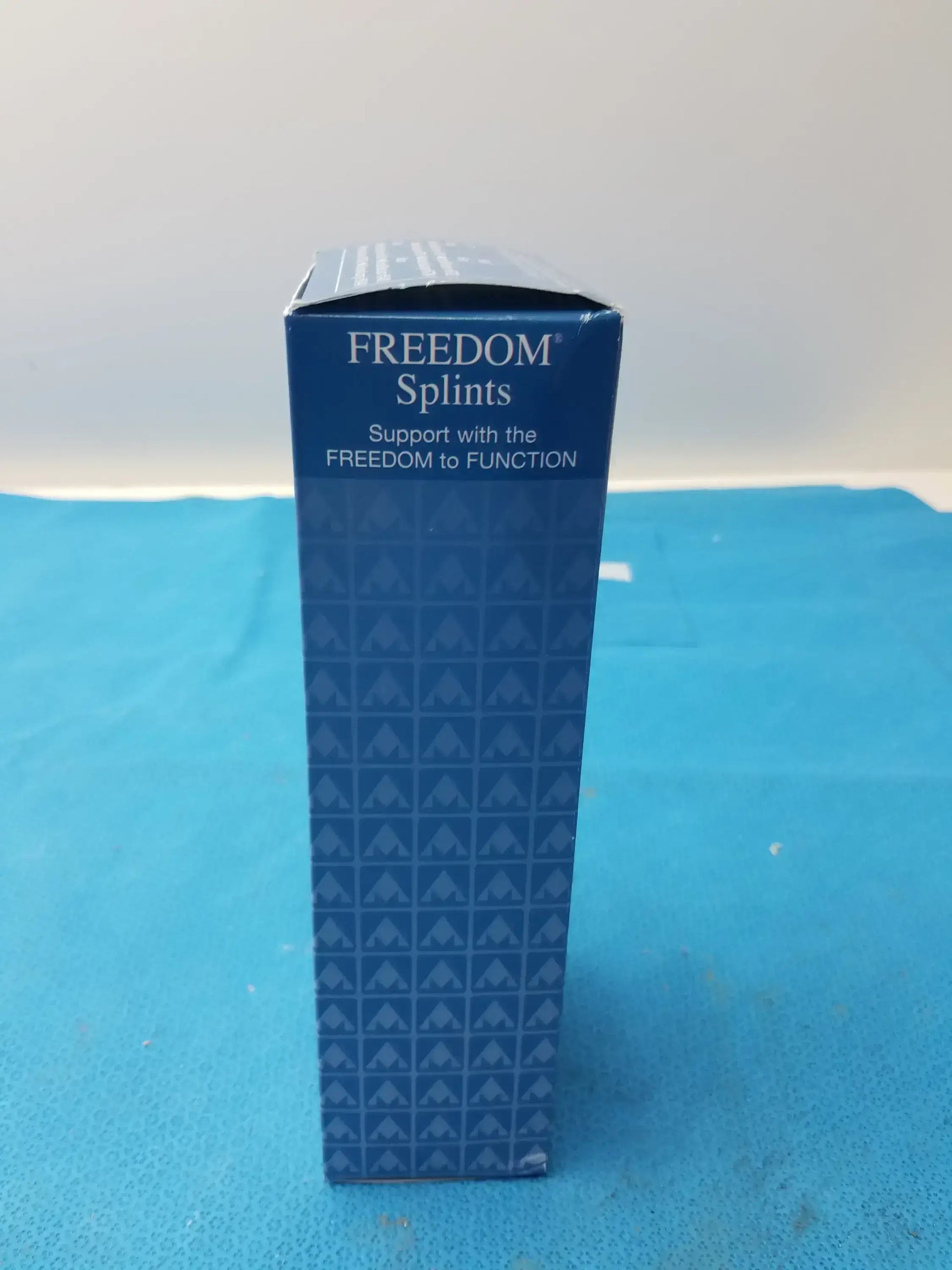 AliMed Lot of - 5 AliMed Freedom Thumb Spica Splint Medium/Large 5785 Thumb Spica, second-hand product photo 11