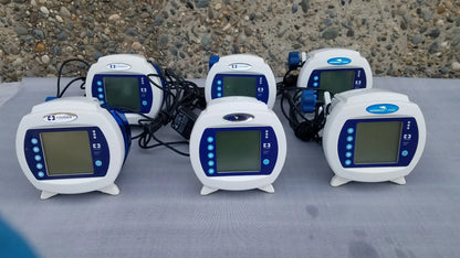 Lot of 6 white and blue covidien enteral feeding pumps with pole clamps compatible kangaroo epump devices