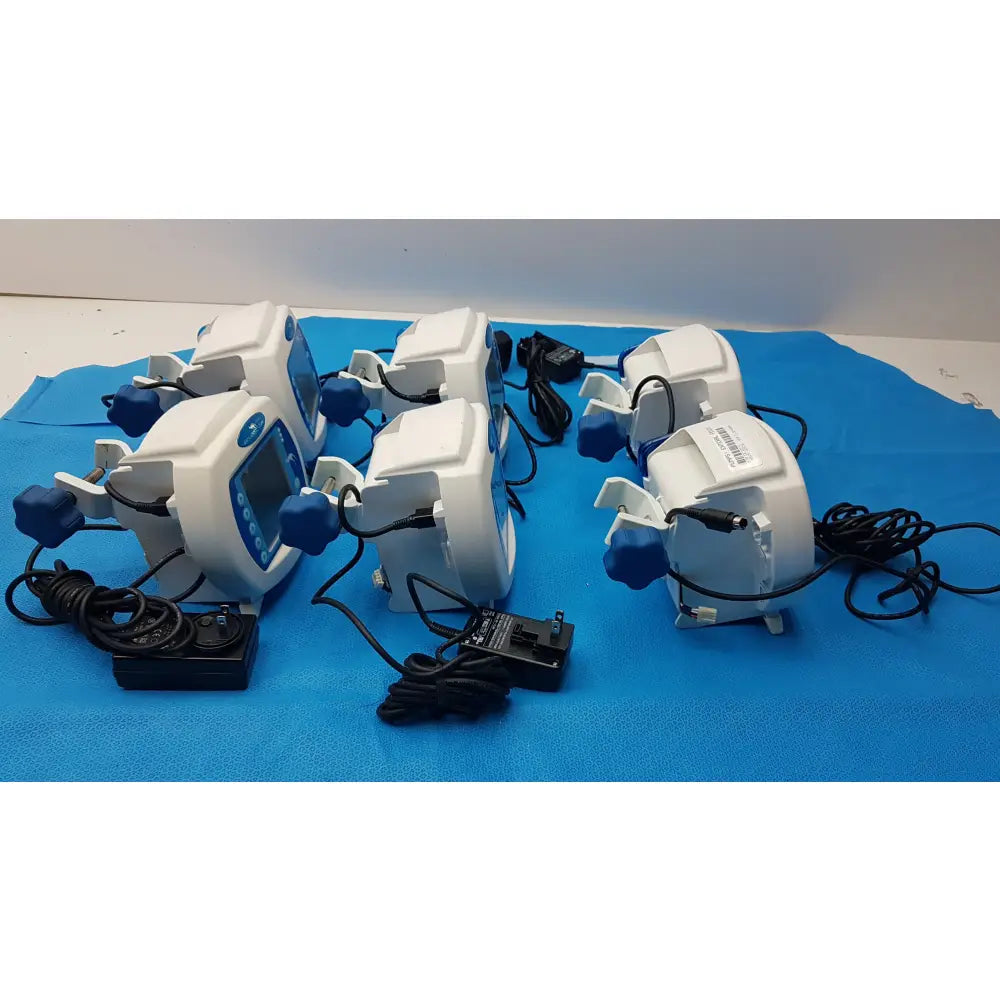 Lot of 6 Covidien Enteral Feeding Pumps With Power Supply - Volumetric Enteral Feeding Pump
