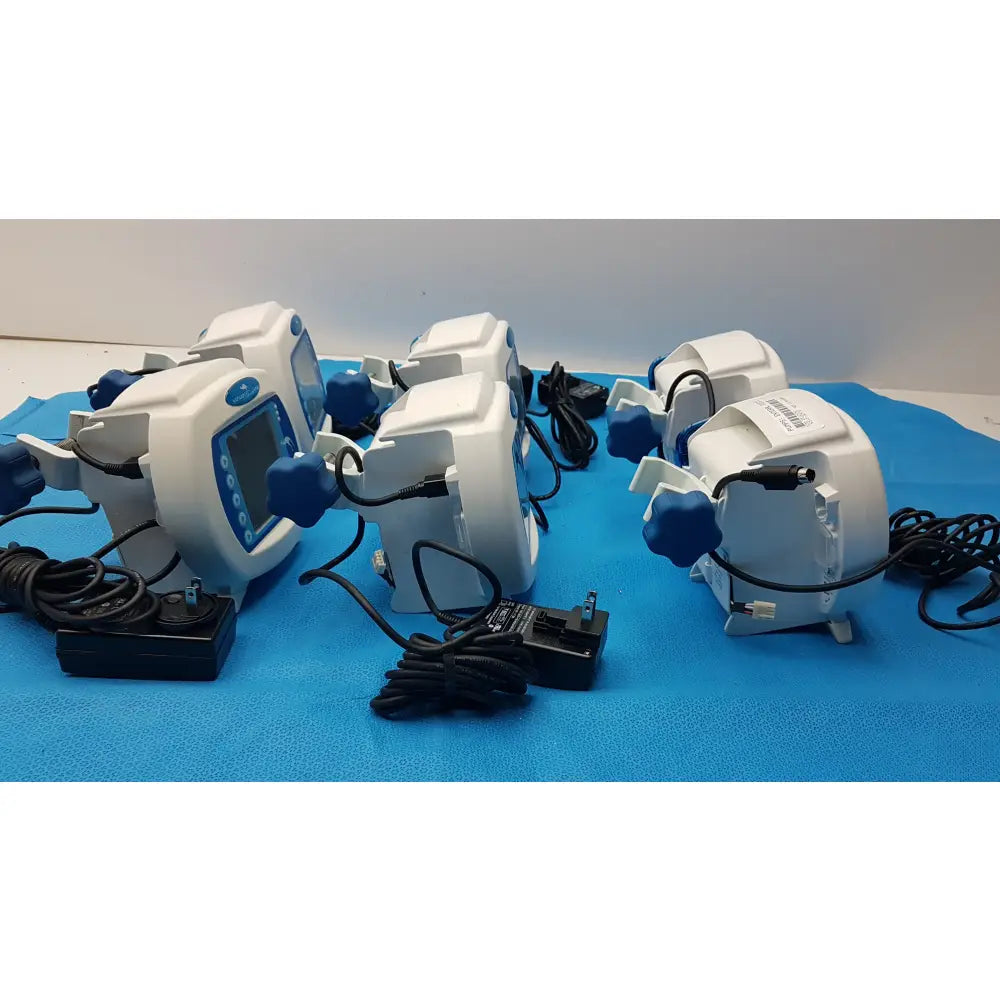 Lot of 6 Covidien Enteral Feeding Pumps With Power Supply - Volumetric Enteral Feeding Pump