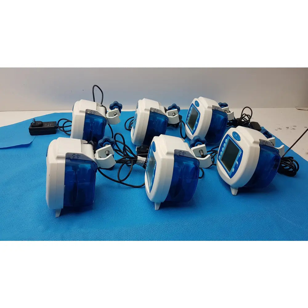 Lot of 6 Covidien Kangaroo Enteral Feeding Infusion Pumps With Power Supplies - Volumetric Enteral Feeding Pump