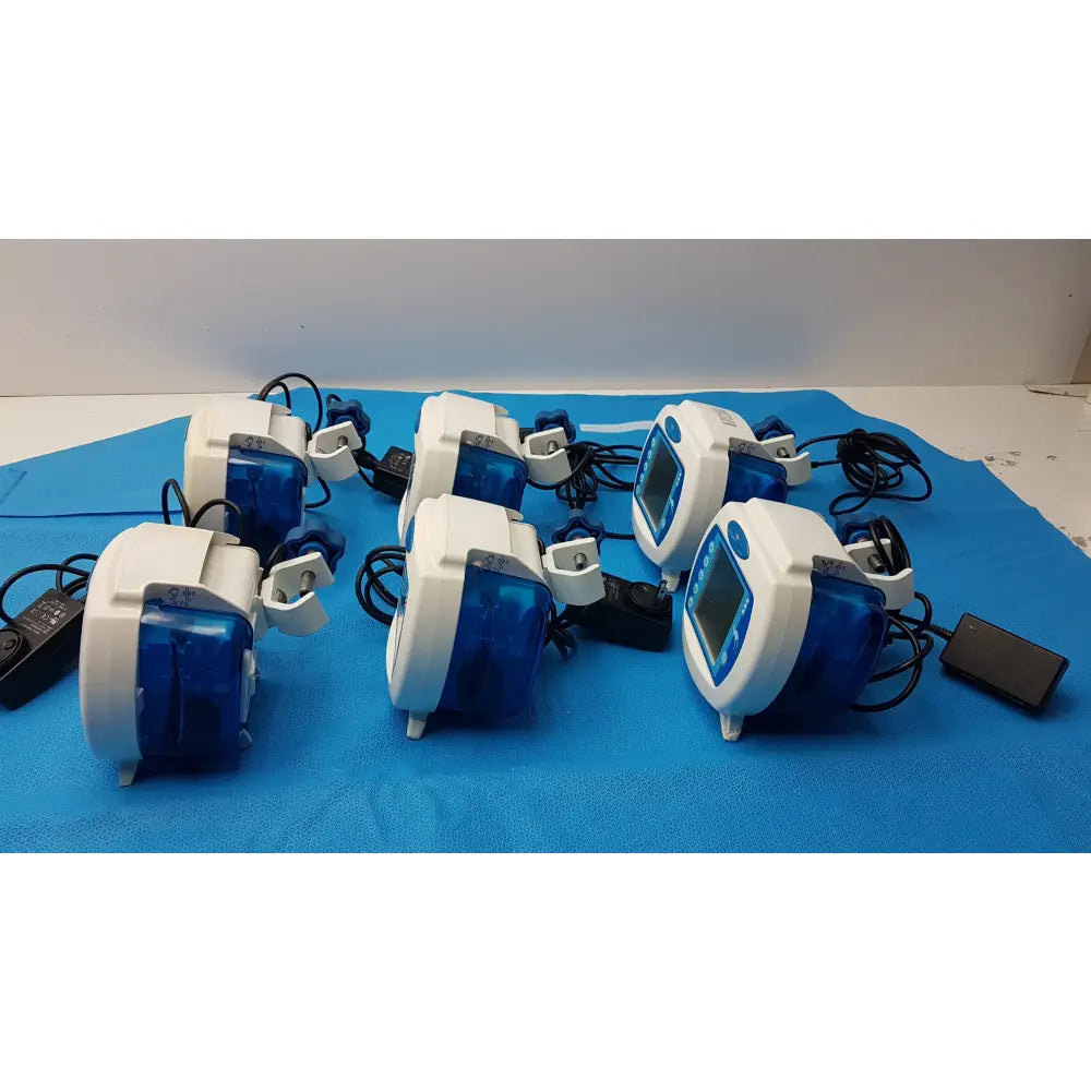 Lot of 6 Covidien Kangaroo Enteral Feeding Infusion Pumps With Power Supplies - Volumetric Enteral Feeding Pump