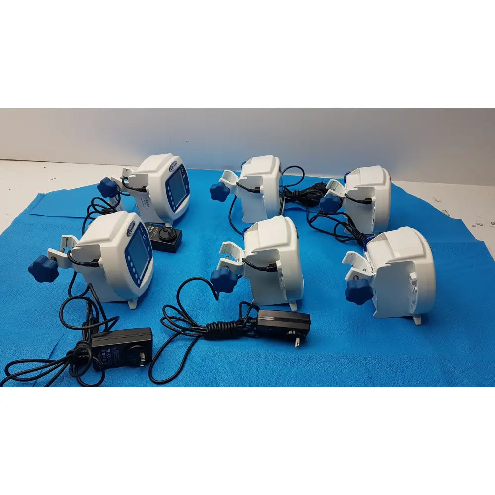 Lot of 6 Covidien Kangaroo Enteral Feeding Pumps With Power Supply - Enteral Feeding Pump