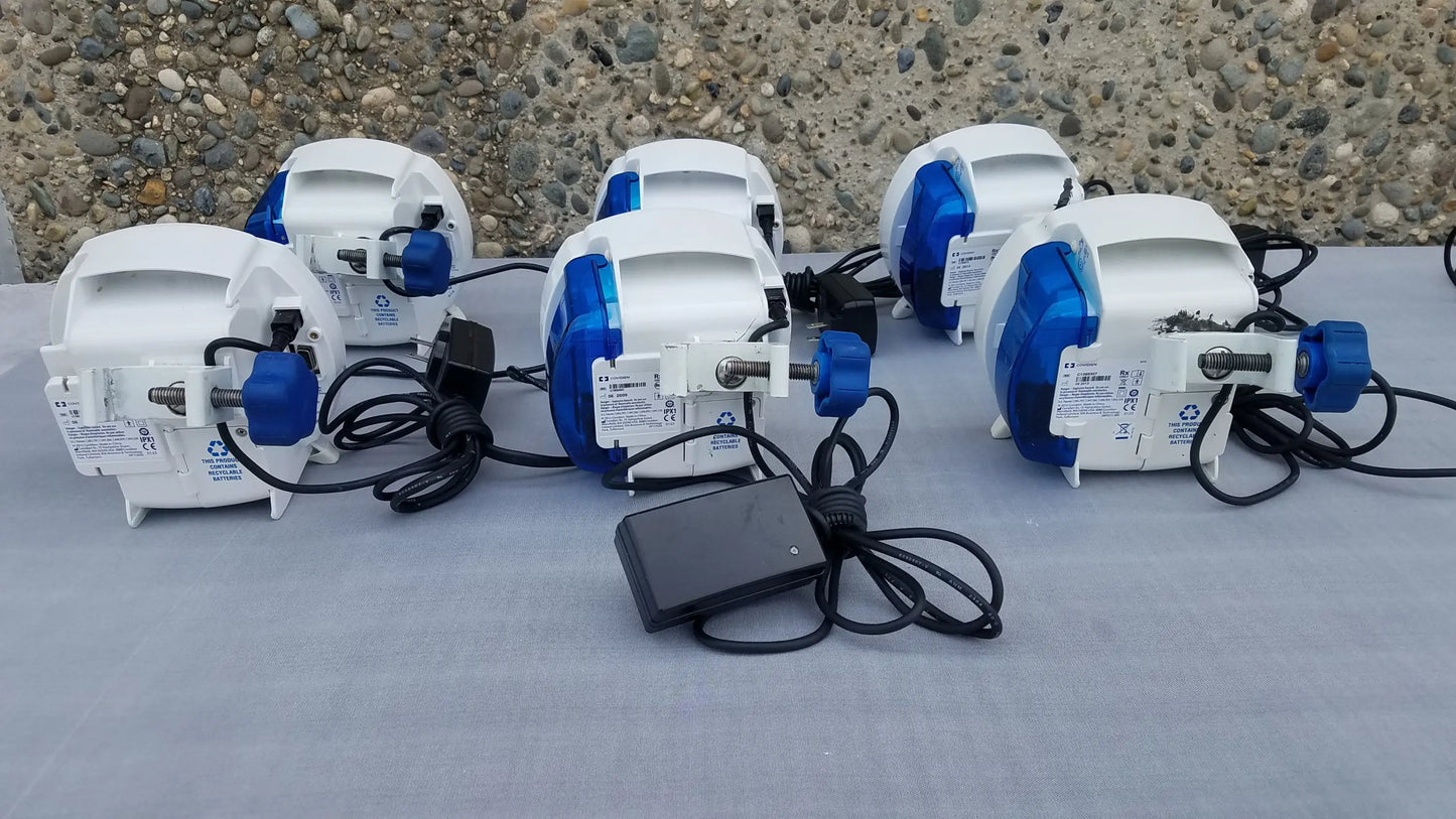 Lot of 6 white and blue kangaroo epump enteral feeding air pump units with black power cords and pole clamps compatible kangaroo