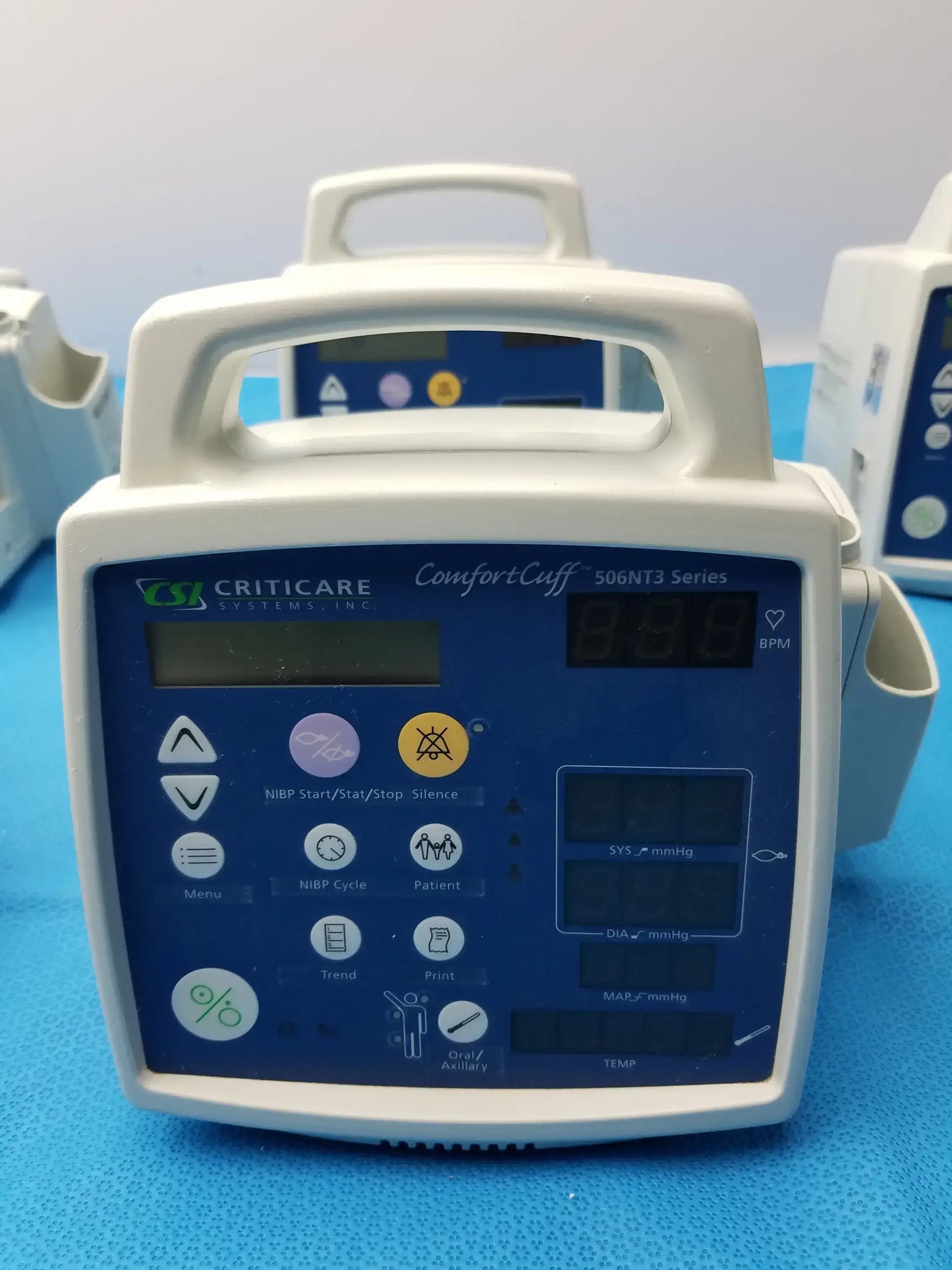 CSI Criticare Lot of - 6 CSI Criticare 506N3 Series SPo2 Patient Monitor Patient Monitor, second-hand product photo 5
