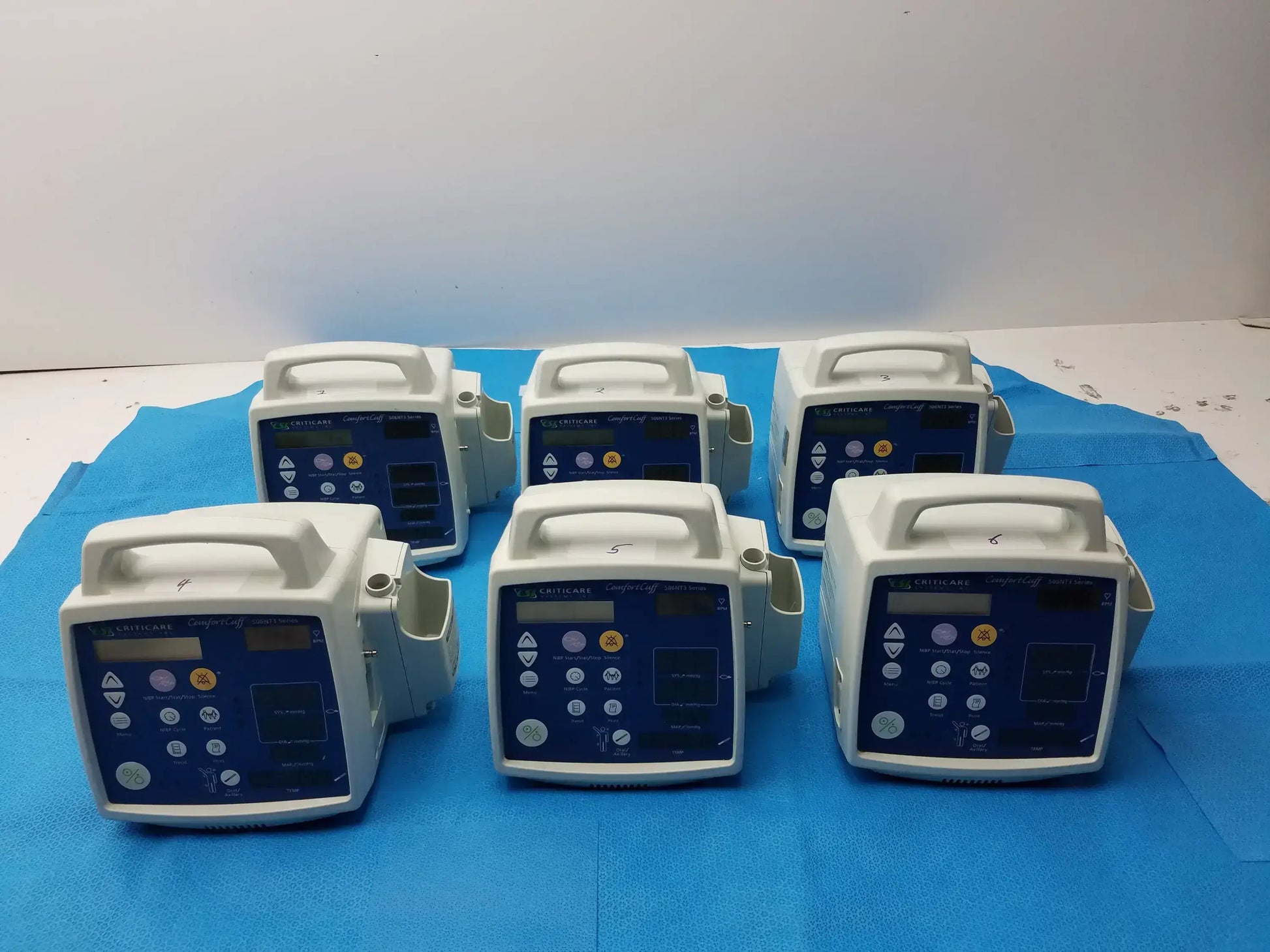 CSI Criticare Lot of - 6 CSI Criticare Comfort Cuff 506N3 Series Patient Monitor Patient Monitor, second-hand product photo 1
