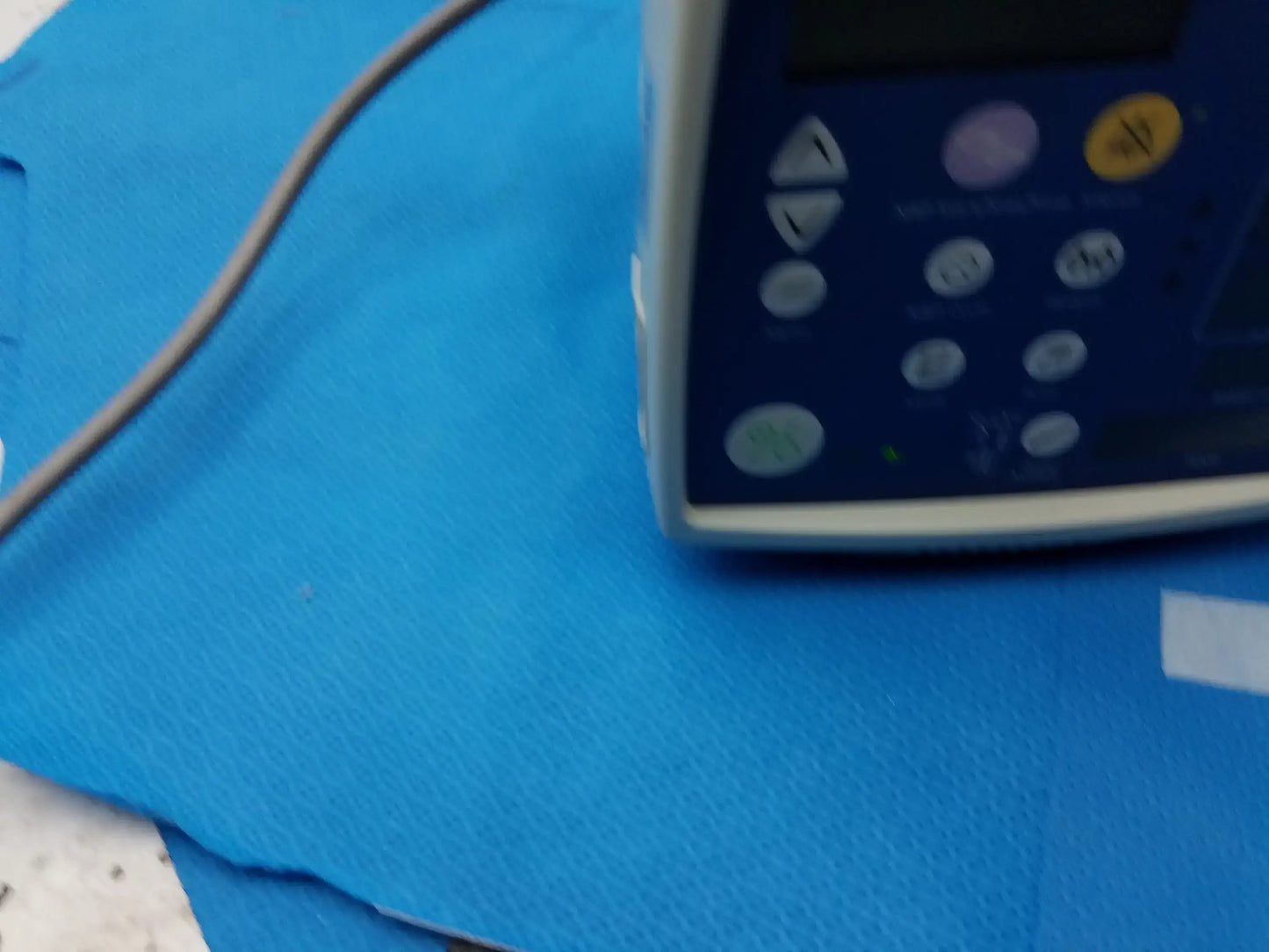 CSI Criticare Lot of - 6 CSI Criticare Comfort Cuff 506N3 Series Patient Monitor Patient Monitor, second-hand product photo 36