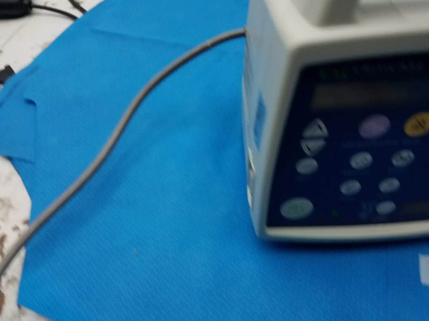 CSI Criticare Lot of - 6 CSI Criticare Comfort Cuff 506N3 Series Patient Monitor Patient Monitor, second-hand product photo 33
