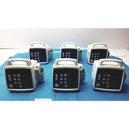 Lot of 6 CSI Criticare ComfortCuff 506NT3 Series Patient Monitors - Patient Monitor