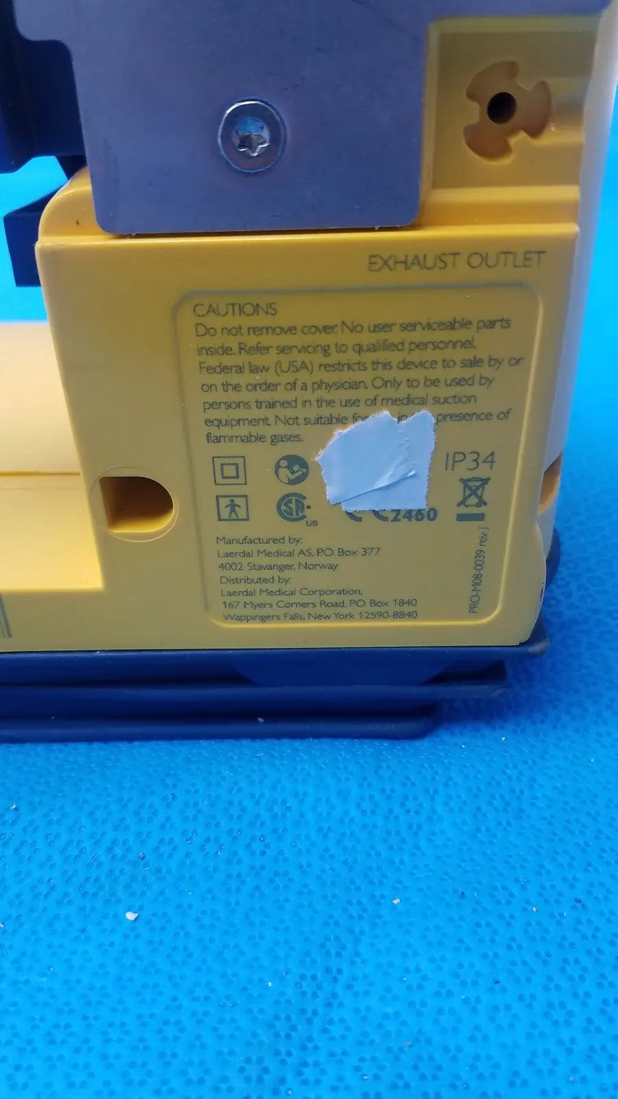 Laerdal LSU Laerrdal Suctiion Unit Cat No 780020 Suction Unit, second-hand product photo 6