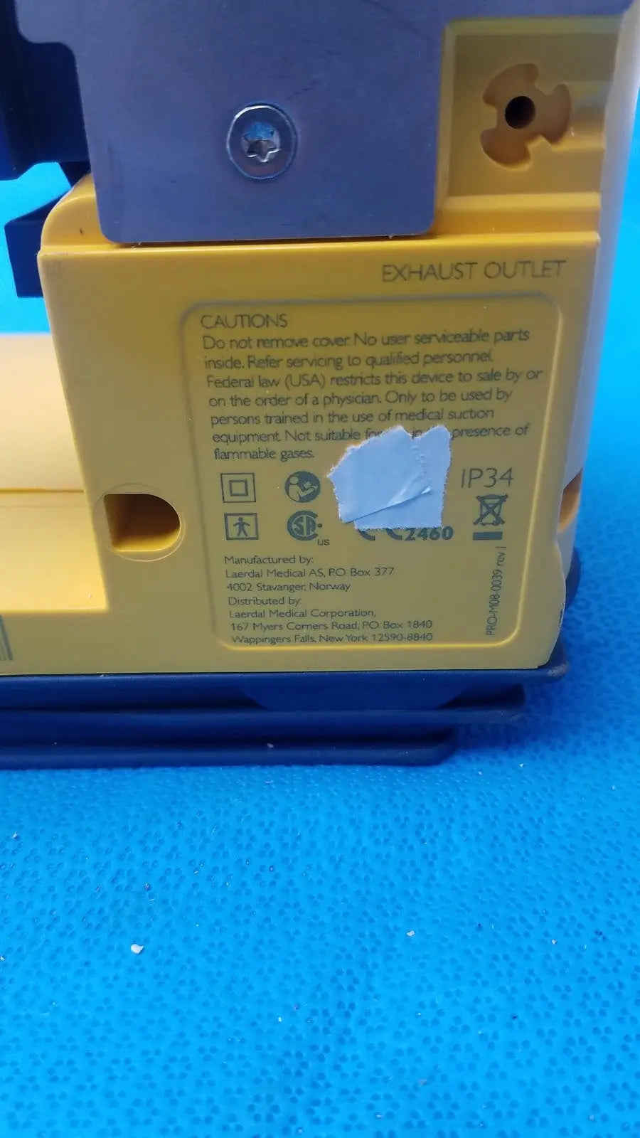 Laerdal LSU Laerrdal Suctiion Unit Cat No 780020 Suction Unit, second-hand product photo 5