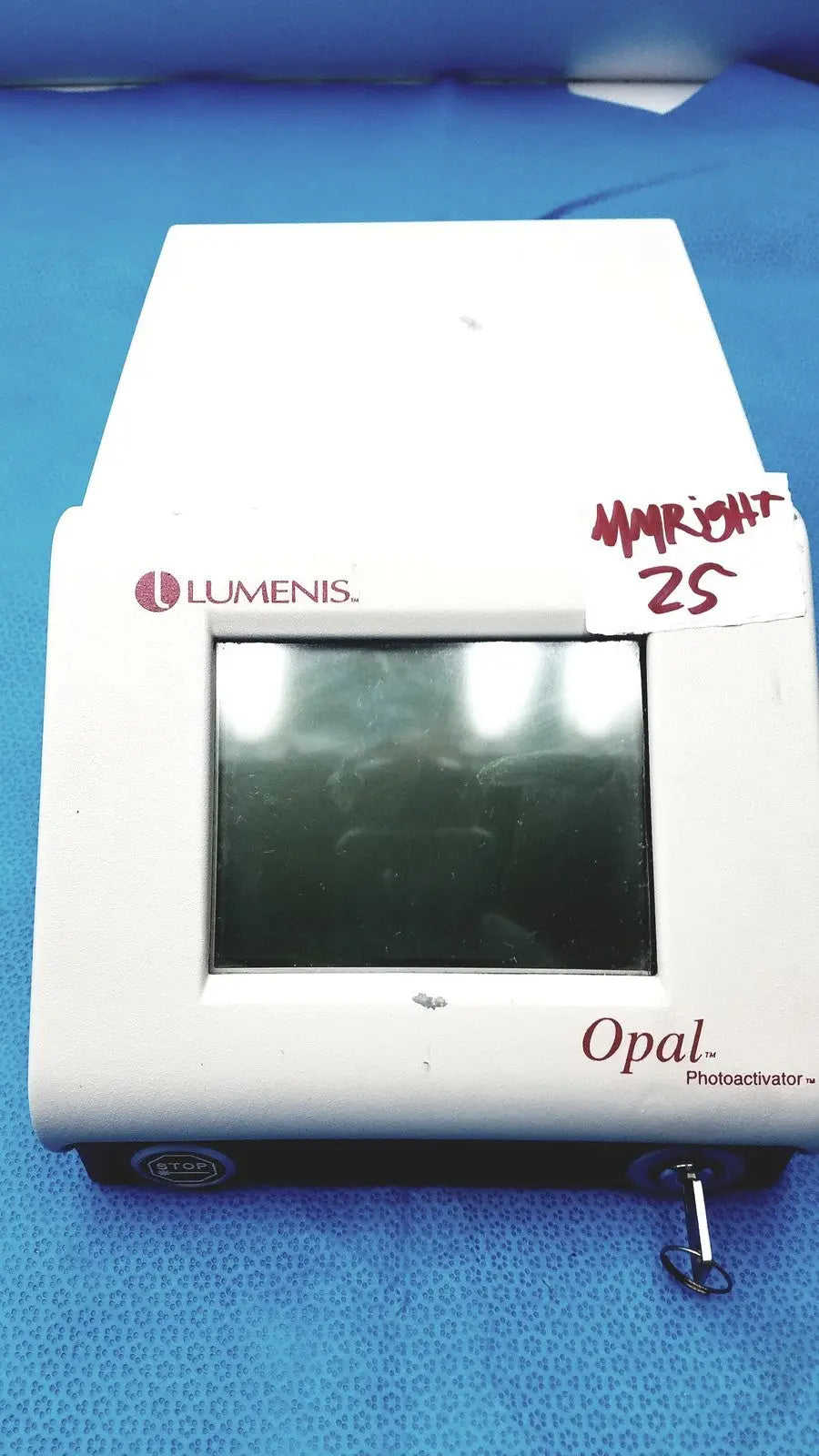 Reuse Medical Lumenis Opal Photoactivator Therapy (PDT) Laser System Other Medical & Lab Equipment, second-hand product photo 1