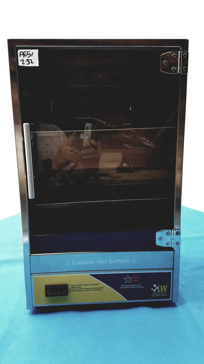 LW Scientific 30L Digital Incubator – Preowned, Tested for Basic Functions Laboratory Incubator, second-hand product photo 2