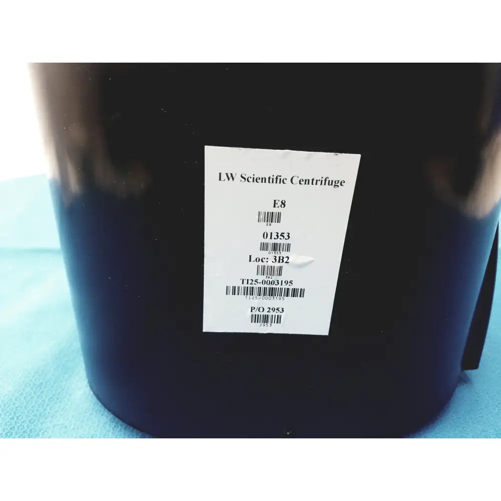 LW Scientific E8 Centrifuge With Power Cord centrifuge, second-hand product photo 8