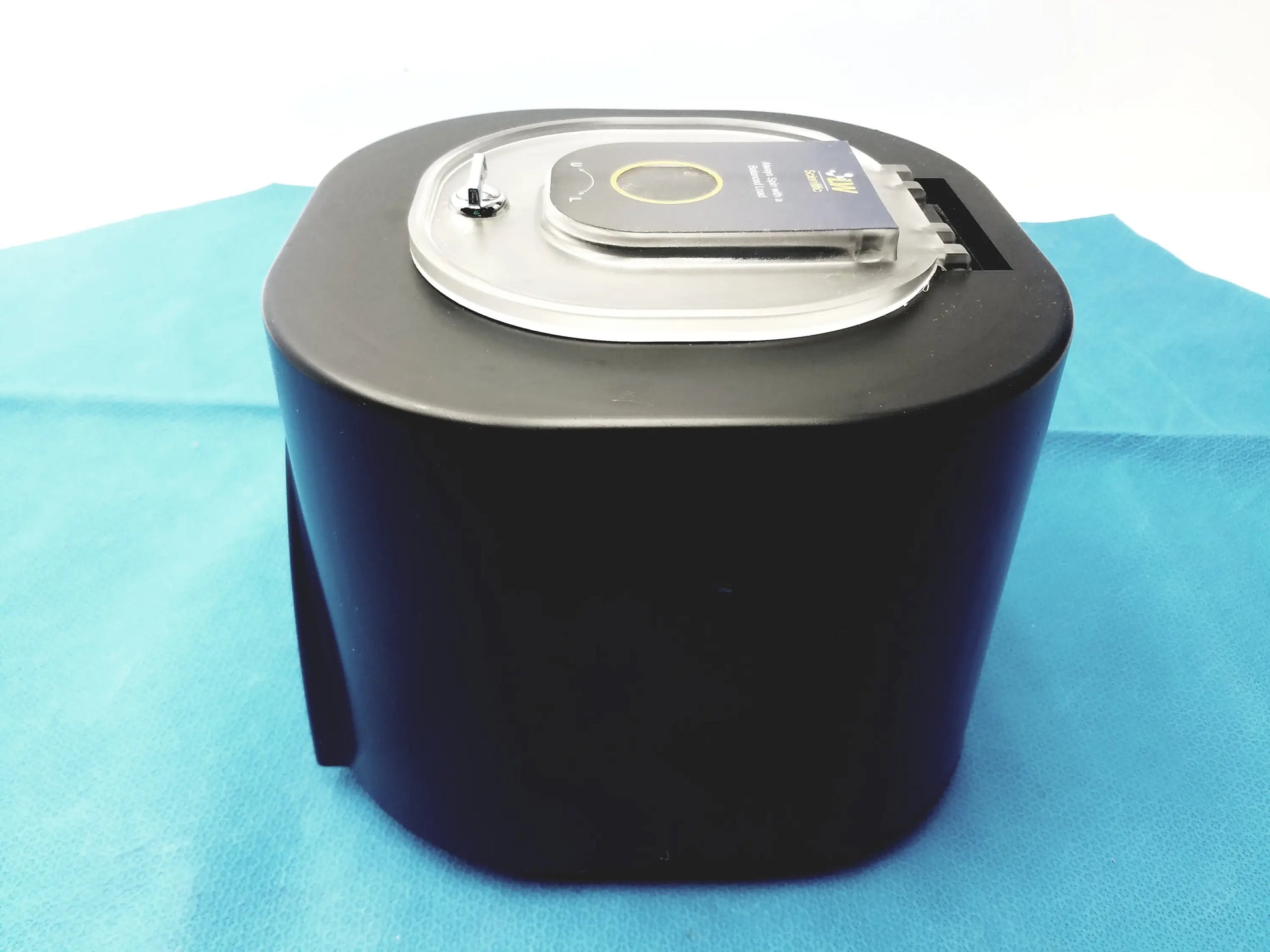 LW Scientific E8 Centrifuge With Power Cord centrifuge, second-hand product photo 4