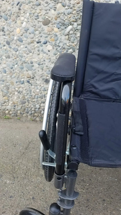 Reuse Medical Equipment M3 Manual Folding Wheelchair by Drive Medical Wheelchairs, second-hand product photo 8