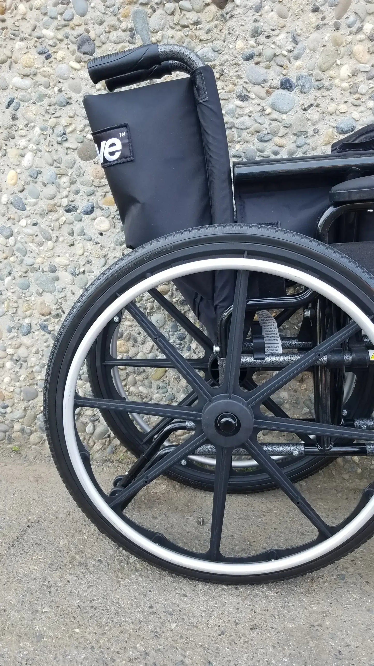 Reuse Medical Equipment M3 Manual Folding Wheelchair by Drive Medical Wheelchairs, second-hand product photo 5