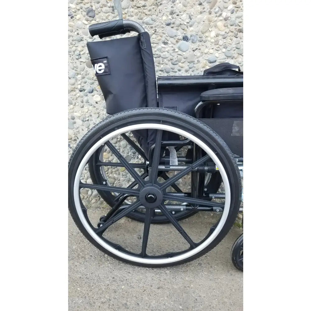 Reuse Medical Equipment M3 Manual Folding Wheelchair by Drive Medical Wheelchairs, second-hand product photo 2