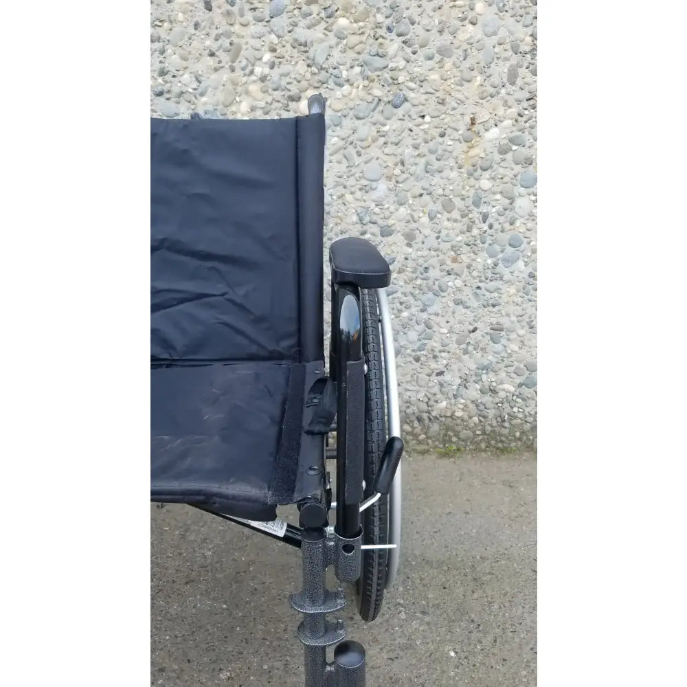 Reuse Medical Equipment M3 Manual Folding Wheelchair by Drive Medical Wheelchairs, second-hand product photo 11