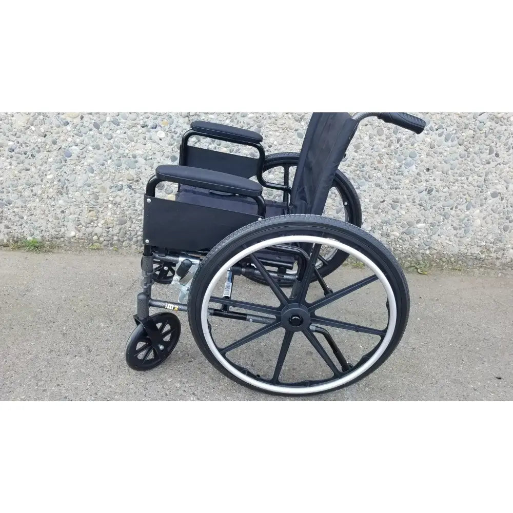 Reuse Medical Equipment M3 Manual Folding Wheelchair by Drive Medical Wheelchairs, second-hand product photo 12
