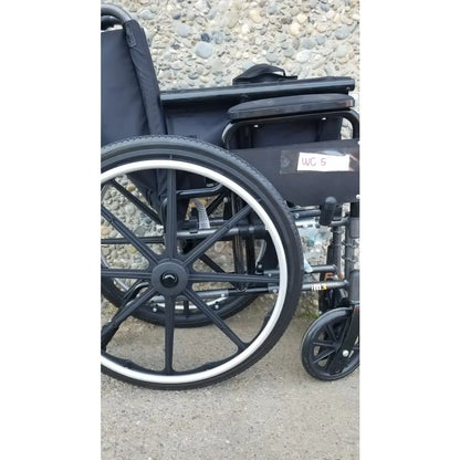 Reuse Medical Equipment M3 Manual Folding Wheelchair by Drive Medical Wheelchairs, second-hand product photo 3