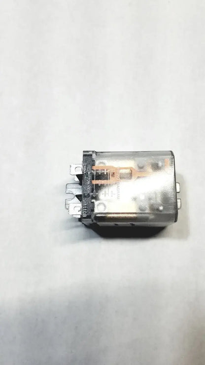 Magnecraft 389FHXXC1-24D Power Relay 4 Terminal 24VDC 30A 300VAC Power Relay, second-hand product photo 3