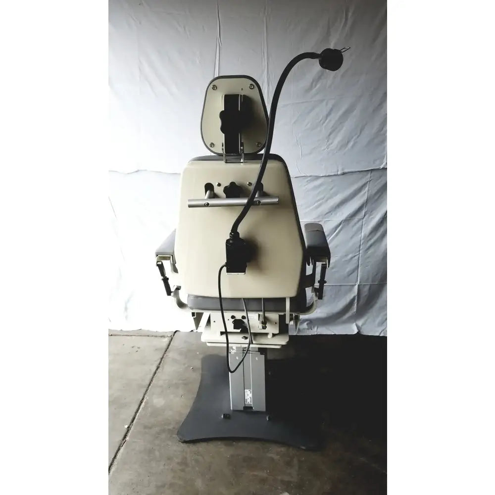 Reuse Medical Equipment Magnetic TLT10-AX31A-016 Power Exam Chair 2x24-28VDC 2x5.5A Swiss Made Powered Examination Chairs, as-is (for parts) product photo 10