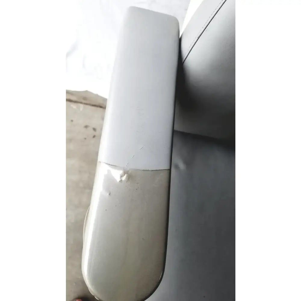 Reuse Medical Equipment Magnetic TLT10-AX31A-016 Power Exam Chair 2x24-28VDC 2x5.5A Swiss Made Powered Examination Chairs, as-is (for parts) product photo 28
