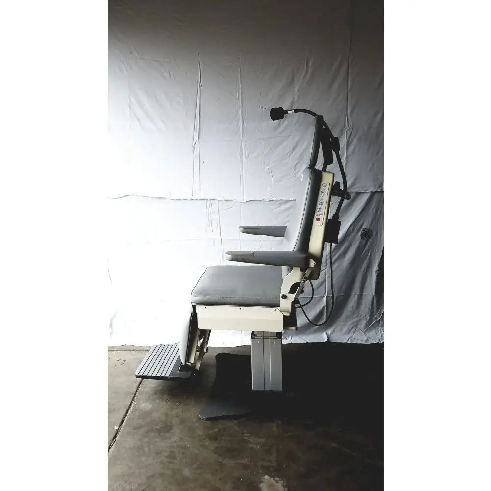 Reuse Medical Equipment Magnetic TLT10-AX31A-016 Power Exam Chair 2x24-28VDC 2x5.5A Swiss Made Powered Examination Chairs, as-is (for parts) product photo 9
