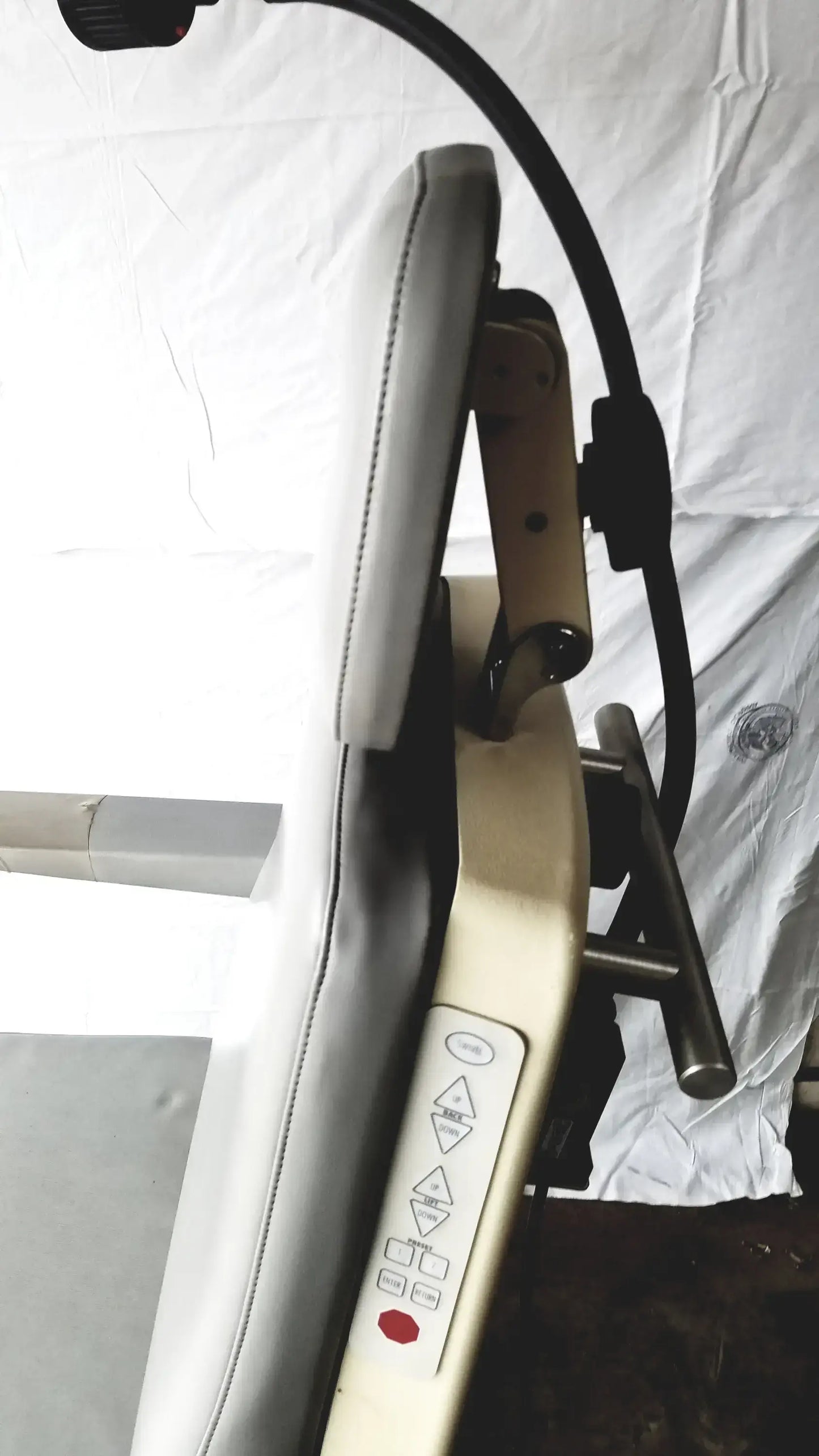 Reuse Medical Equipment Magnetic TLT10-AX31A-016 Power Exam Chair 2x24-28VDC 2x5.5A Swiss Made Powered Examination Chairs, as-is (for parts) product photo 6