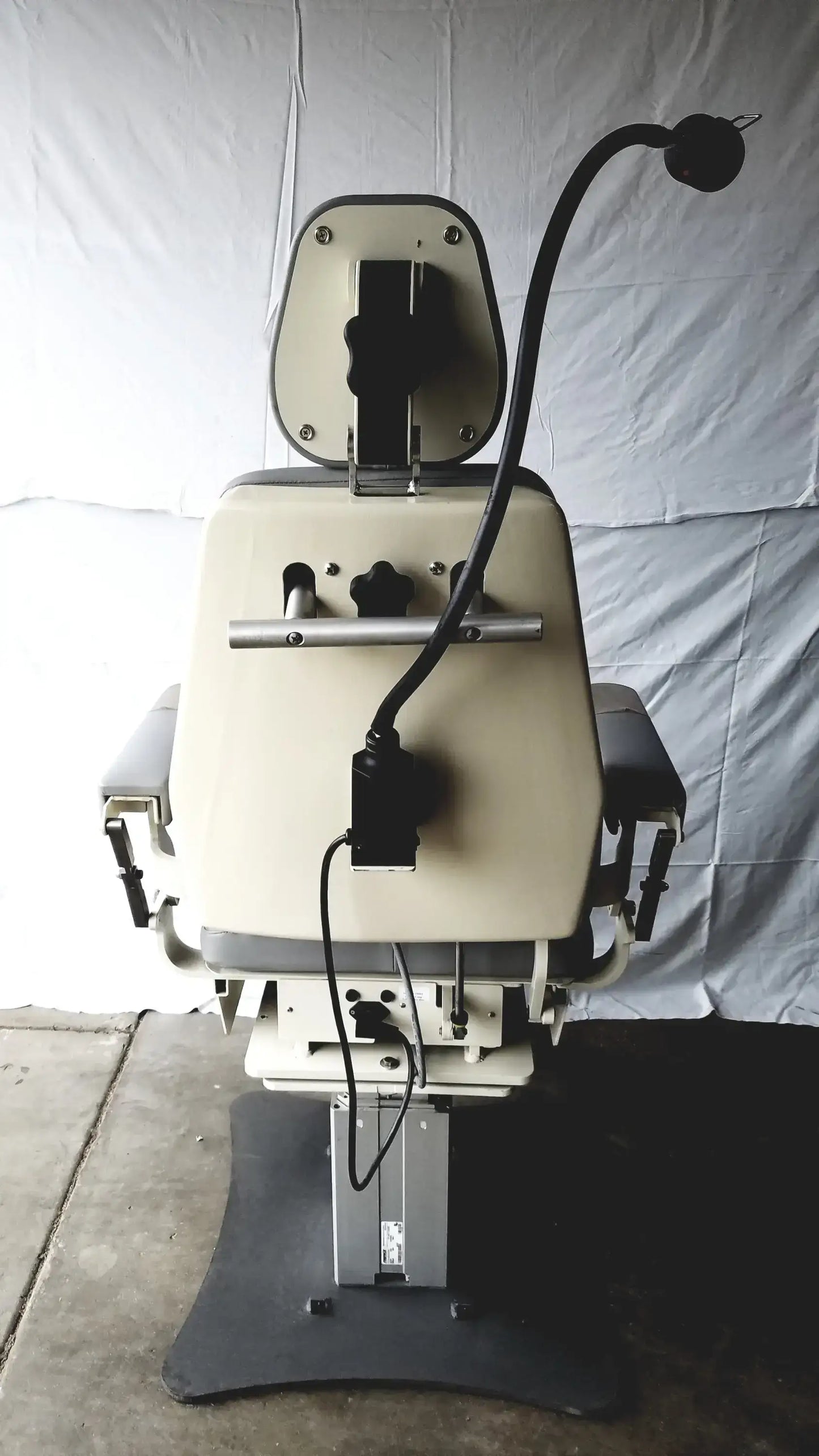 Reuse Medical Equipment Magnetic TLT10-AX31A-016 Power Exam Chair 2x24-28VDC 2x5.5A Swiss Made Powered Examination Chairs, as-is (for parts) product photo 17