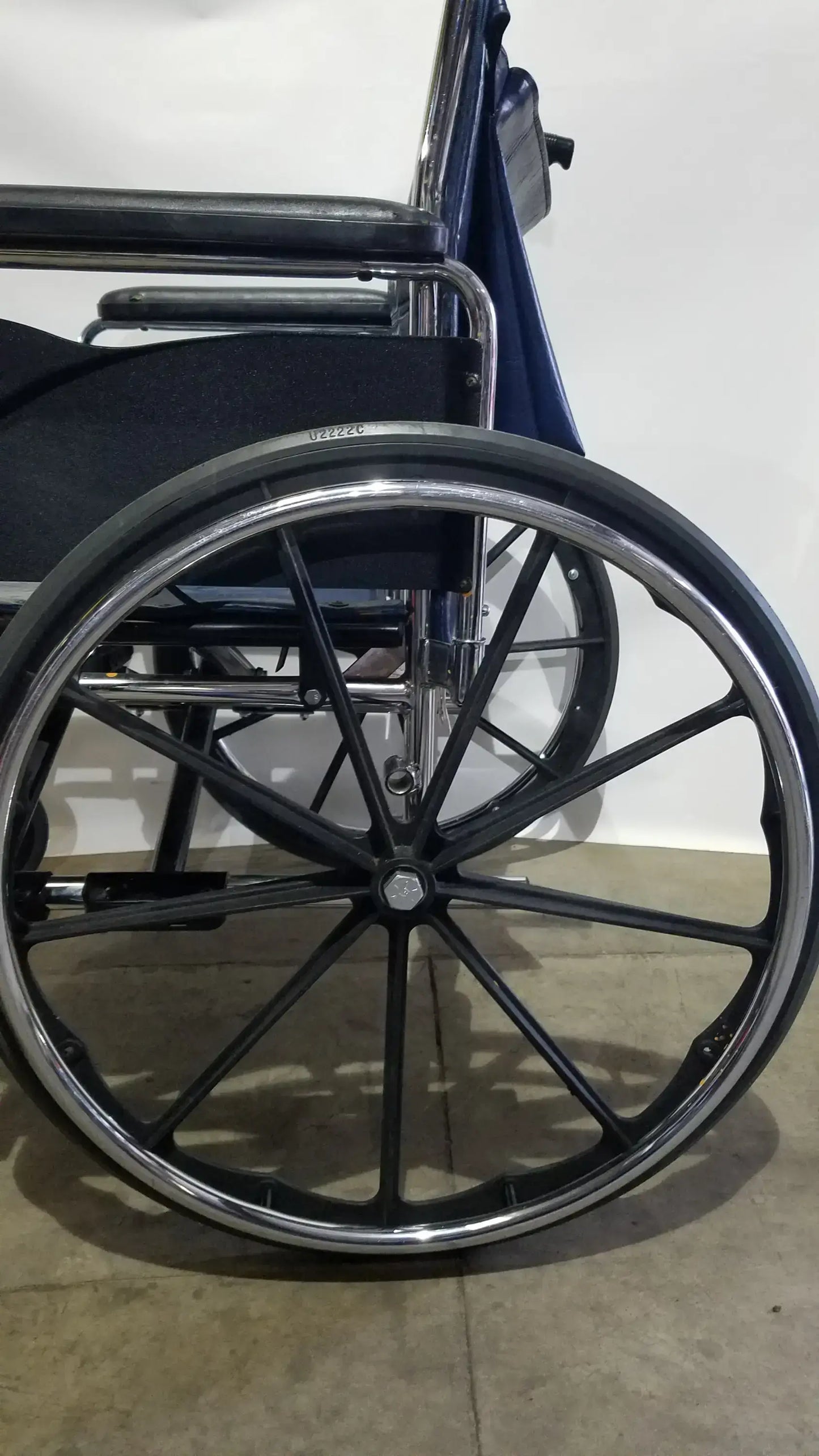 Reuse Medical Equipment Manual Folding Wheelchair - Heavy Duty Blue Seat Mobility Aid Wheelchairs, second-hand product photo 5