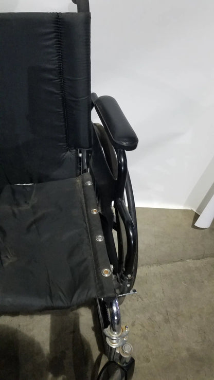 Reuse Medical Equipment Manual Wheelchair - Durable Black Seat Mobility Assist Manual Wheelchair, second-hand product photo 16