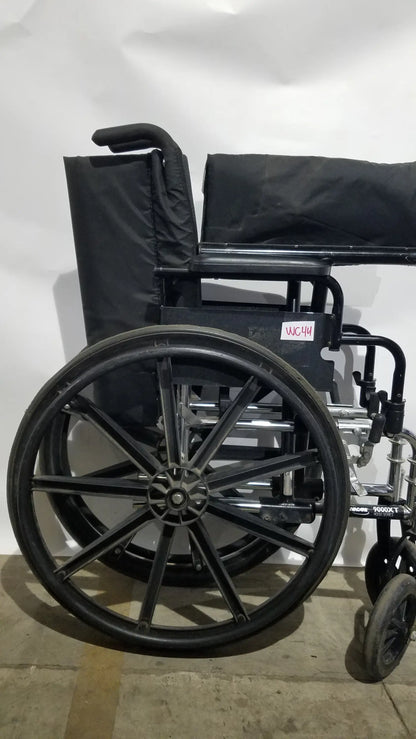 Reuse Medical Equipment Manual Wheelchair - Durable Black Seat Mobility Assist Manual Wheelchair, second-hand product photo 24
