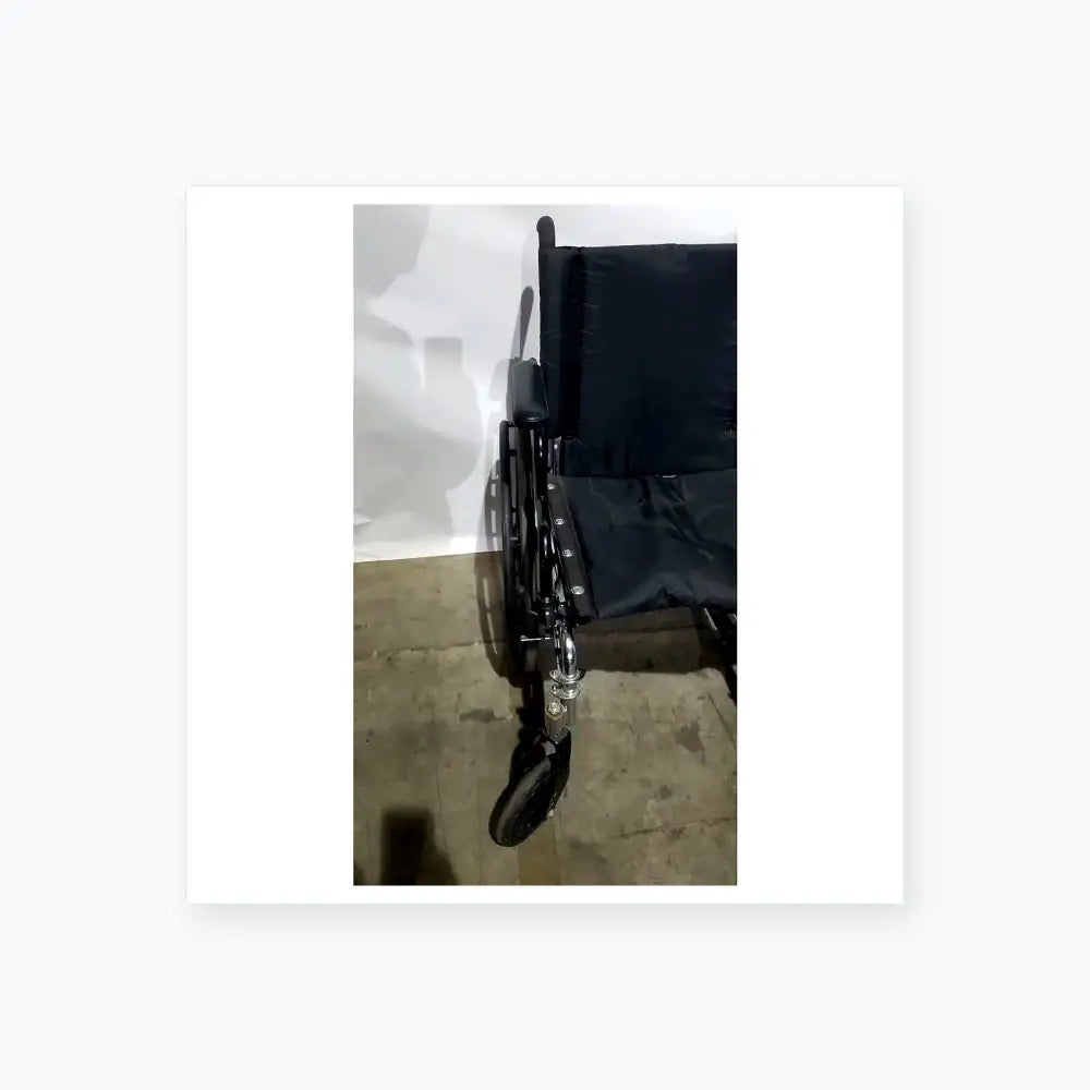 Reuse Medical Equipment Manual Wheelchair - Durable Black Seat Mobility Assist Manual Wheelchair, second-hand product photo 14