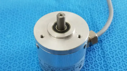 Markem-Imaje A41369 Encoder 5000 Pulses_Ø40 Shaft 6mm_Cable Encoder, second-hand product photo 8