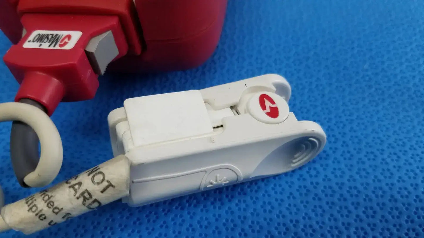 MASIMO Rad-5v Handheld Pulse Oximeter w/ Protective Boot & SpO2 Finger Sensor Pulse Oximeter, second-hand product photo 11