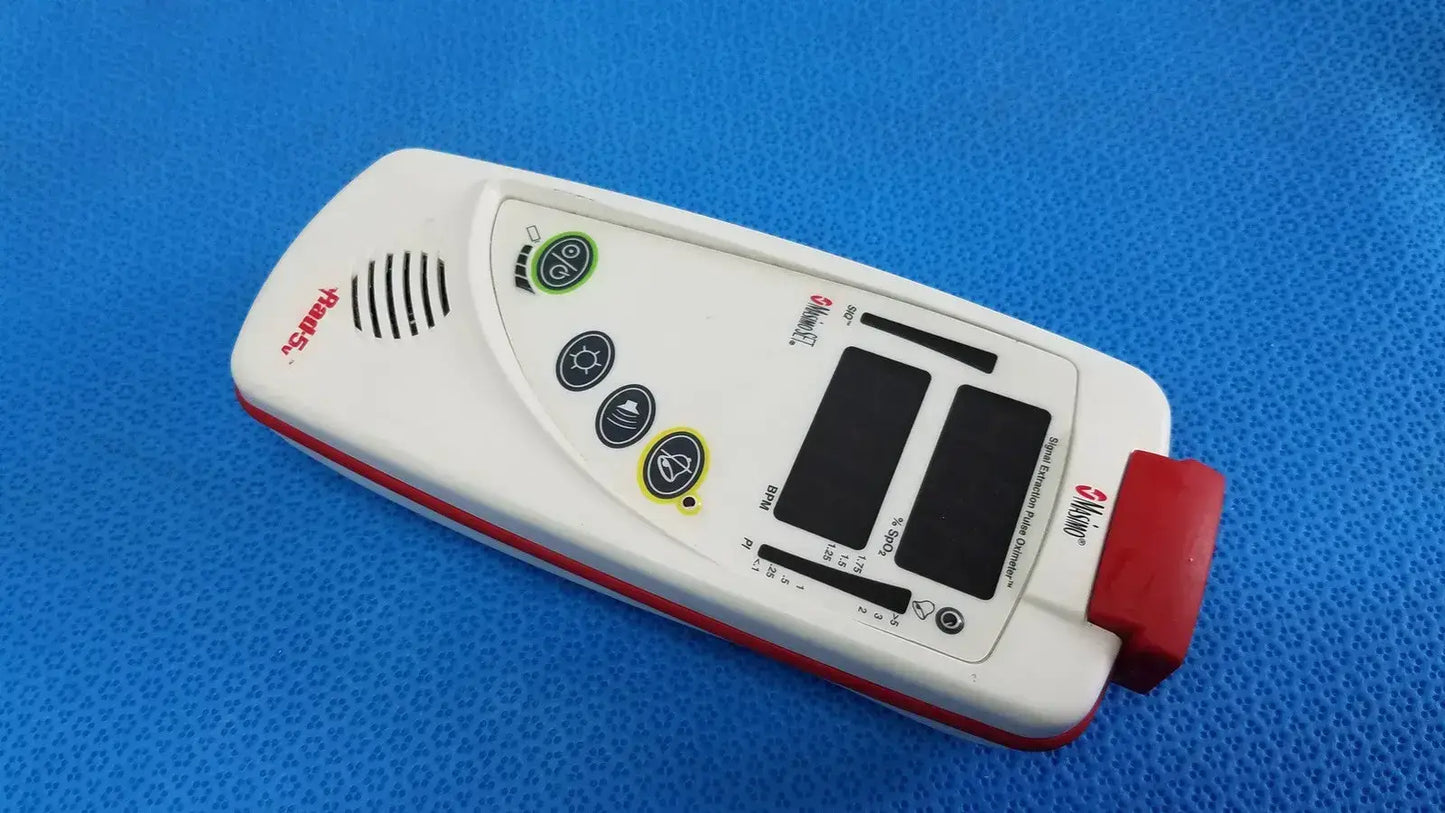 MASIMO Rad-5v Handheld Pulse Oximeter w/ Protective Boot & SpO2 Finger Sensor Pulse Oximeter, second-hand product photo 3