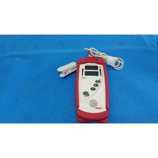 MASIMO Rad-5v Handheld Pulse Oximeter w/ Protective Boot & SpO2 Finger Sensor Pulse Oximeter, second-hand product photo 1